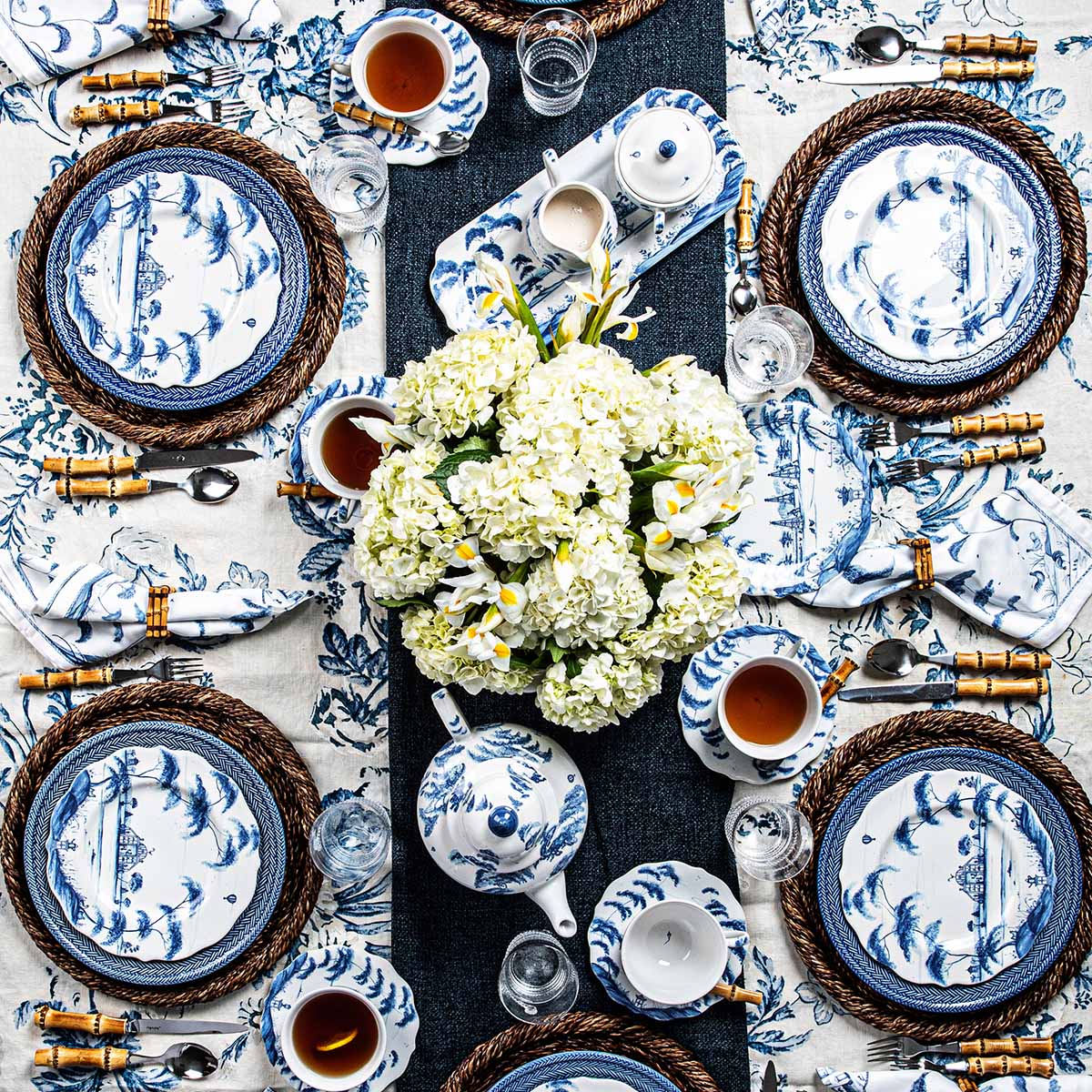 Country Estate Mug - Delft Blue